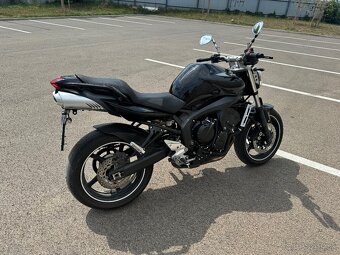 Yamaha fz6 - 5