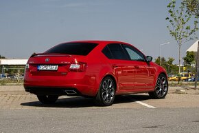 Škoda Octavia 2.0 TDI CR DPF RS - 5