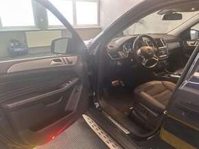 Mercedes ML350D - 5