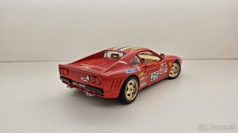 1:18 FERRARI GTO No. 25 - 5