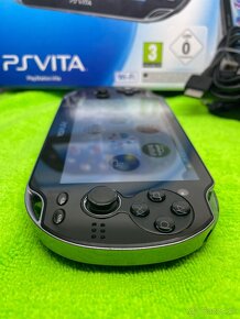 PS VITA PCH-1004 - 5