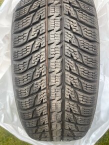 Zimné pneu Nokian WR SUV3.  215/65 R16 - 5