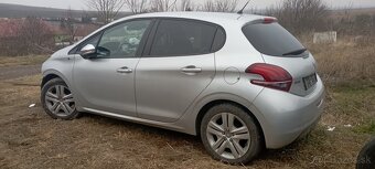 Peugeot 208 1.2 60kw puretech díly - 5