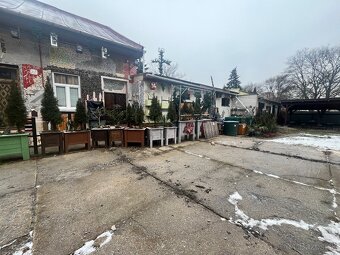 Lukratívny objekt s veľkým pozemkom - Centrum mesta - 5