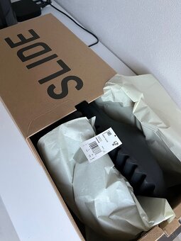 Yeezy Slide Onyx - 5