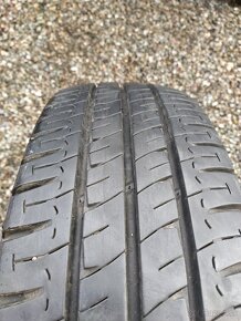 Michelin Agilis 215/70 R15C - 5