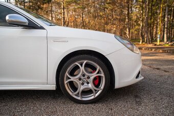 Alfa Romeo Giulietta 1.4 T MultiAir Distinctive - 5