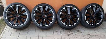 SUPERNOVA  orig.skoda Superb3V  5x112  8j x19   ET 44 VW 235 - 5