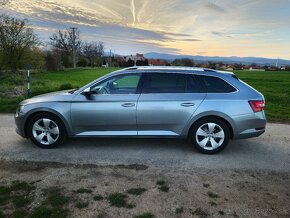 ŠKODA SUPERB COMBI 2.0TDI 110KW DSG STYLE - 5