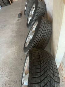 215/55 R17 5x112 - 5