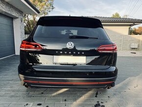 Vw Touareg 3.0TDi V6 4motion Full Black - 5