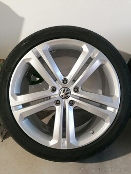 Mallory 5x130 R21 VW Touareg Rline - 5