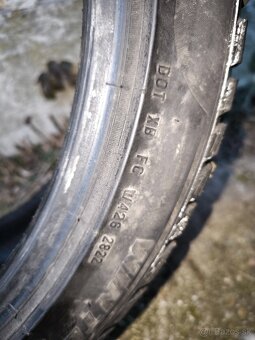 Pirelli Sottozero 3 235/40 R19 - 5