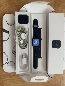 Apple Watch 5 series 44 mm - 5