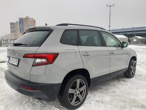 ŠKODA KAROQ 2,0 TDI 110 Kw DSG 4x4 - 5