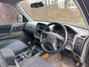 Mitsubishi Pajero 3.2did Anglik - 5