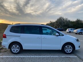 Volkswagen Sharan 2.0TDI Comfortline/ MPV/NAVI/Manual - 5