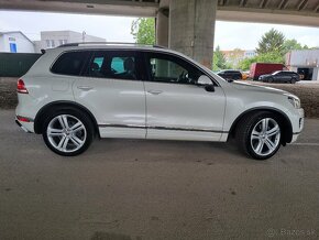 Volkswagen Touareg 4.2 TDi R-LINE 2015 - 5