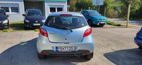 Mazda 2 1.4 HDI rok 2009 - 5