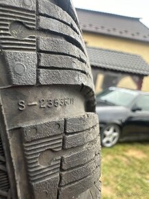 Predam  Zimne 185/65 R15 pneumatiky - 5