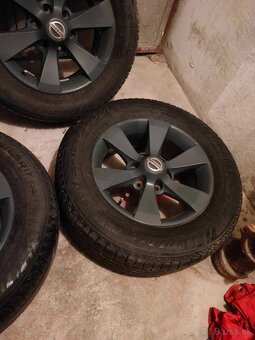 5ks alu disky orig. Nissan 6x139,7 r17 letné 6mm 235/65 r17 - 5