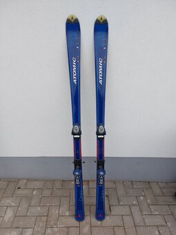 Predam 2 páry lyží Fisher a Atomic 165cm - 5