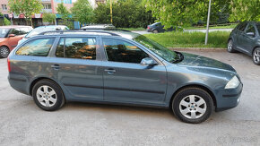 Octavia 2 Combi, 1.9TDI, 77kW, Climatronic, Tempomat, ťažné - 5