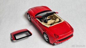 Hot Wheels Elite 1:18 Ferrari California - 5