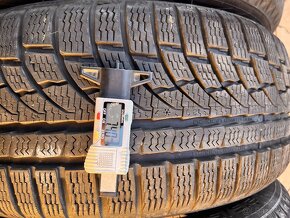 215/50R18 Nokian zimne - 5