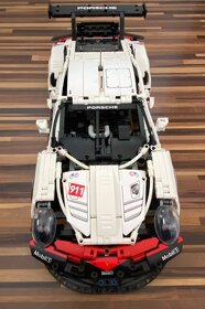 LEGO Porsche 911 RSR 42096 - 5