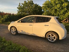 Predám Nissan Leaf 30kw - 5