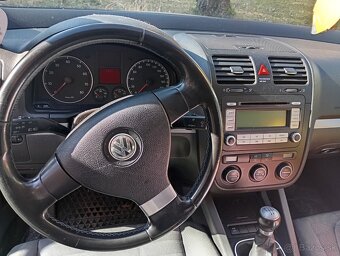 Volkswagen golf - 5