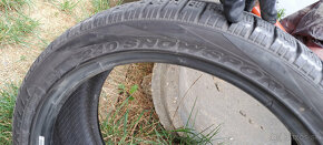 1x Pirelli zimna 225/40R18 - 5