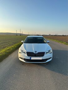 Škoda Superb III 2.0 TDI 110kw CANTON,BI-Xenóny,Keyless… - 5