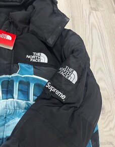 Supreme X The North Face Bunda - 5