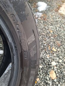 225/55r18 - 5