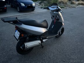 Aprilia Leonardo 150 - 5