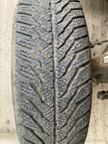 Zimne pneu 165/70R14+plech - 5