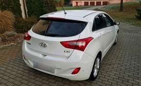 Hyundai I30 FAMILY 1.6CRDi 81Kw R.v.9/2014 M6 - 5