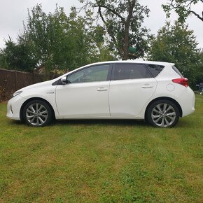 Toyota auris 1.8 hybrid - 5