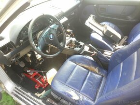 Rozpredám BMW E36 316i  Compakt - 5