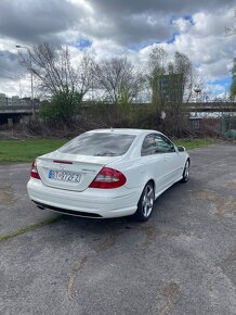 Mercedes CLK Coupé 320 CDI Avantgarde 7G A/T - 5