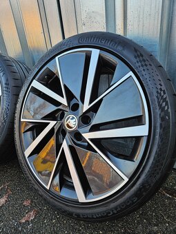 Letní alu kola Vega 19" Škoda Superb 235/40 R19 - 5