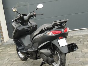 SUZUKI BURGMAN 125 2014 - 5