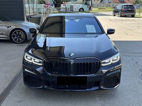 BMW 740 - 5