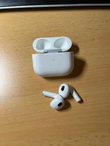 Apple AirPods 3 - 5