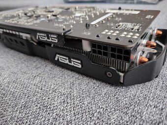 Asus nVidia GTX 560Ti - 5