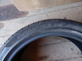 Pneumatiky 235/40 R19 - 5