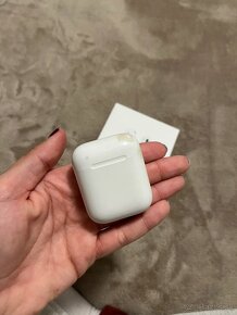 AirPods 1 - 5