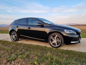 VOLVO V40 2,0D ... Top stav ... - 5